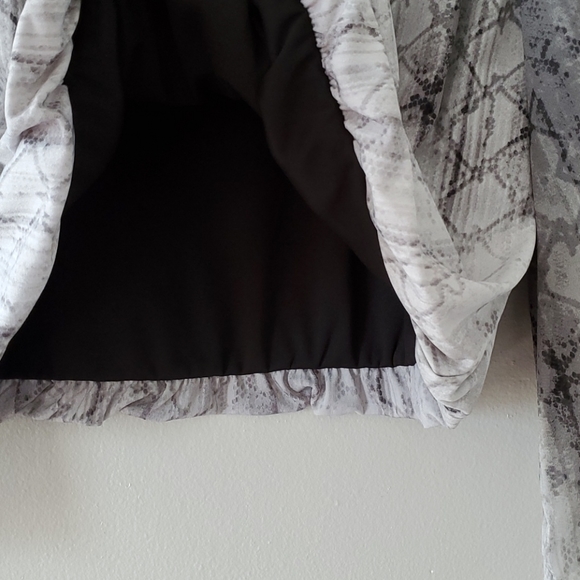 Alfani Petite Blouse - Picture 5 of 7